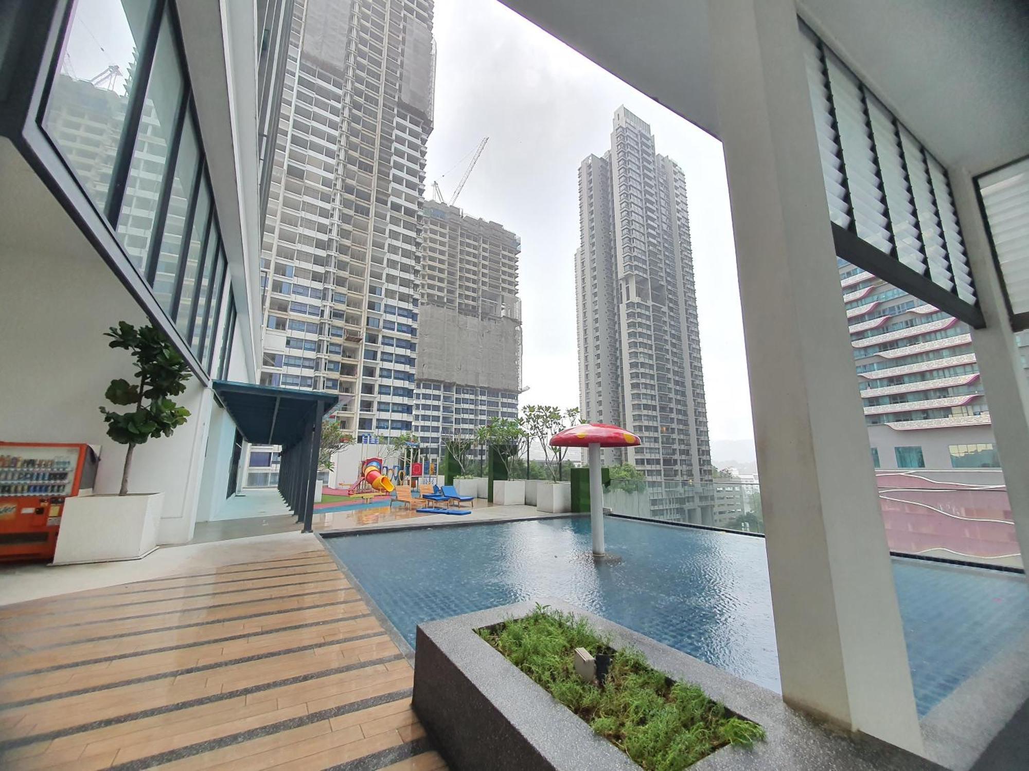 Reizz Residence By Luxury Suites Kuala Lumpur Exterior foto