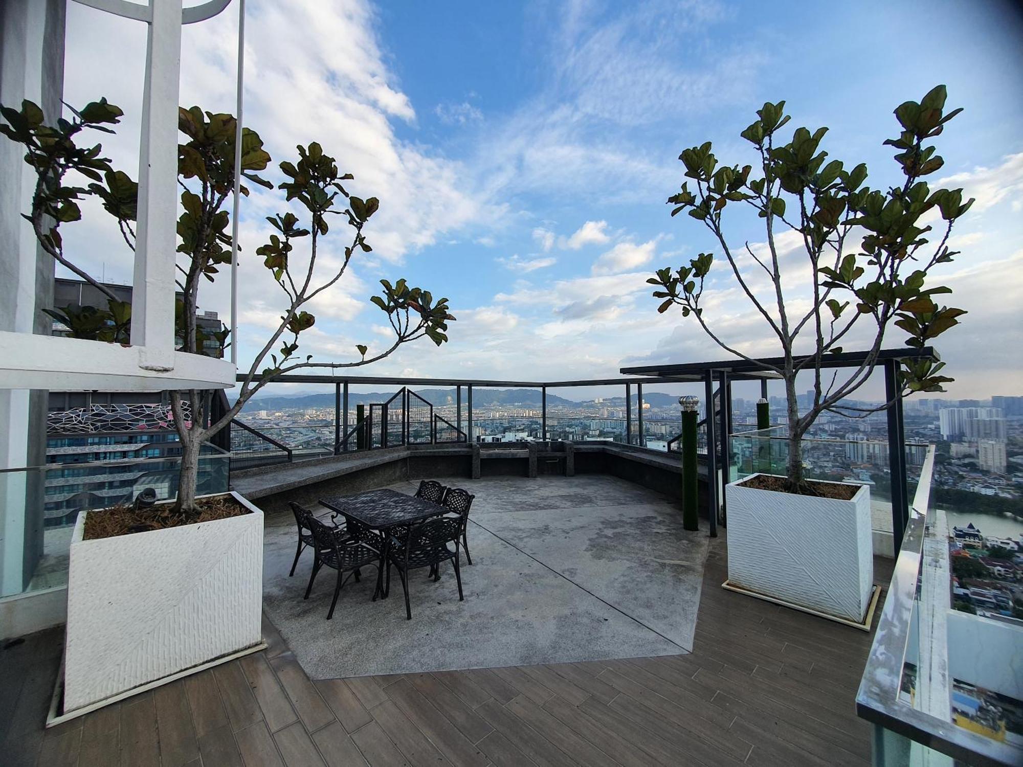 Reizz Residence By Luxury Suites Kuala Lumpur Exterior foto